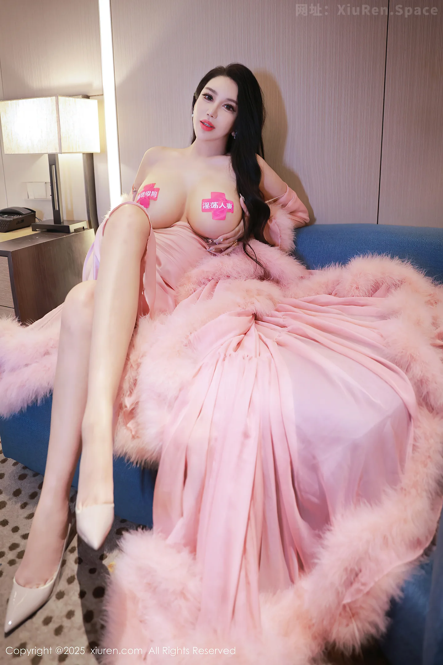 图片[6]-[XiuRen秀人网] VOL.10065 新人模特乔安娜私房性感情趣服饰露豪乳遮点秀惹火身材诱惑写真40P-秀人网官方网站